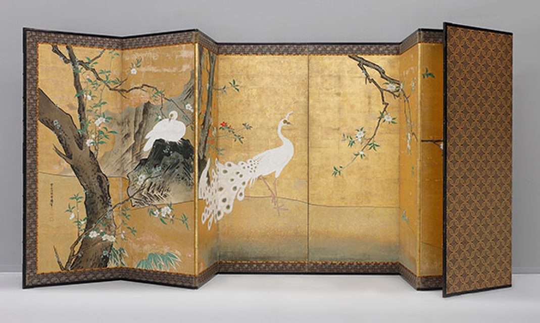 Japanese eight-panel byōbu. Painted front with patterned reverse visible at right.