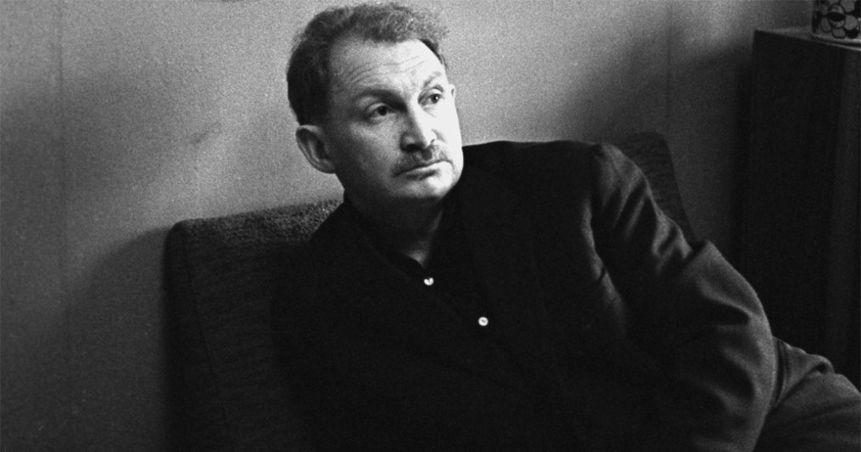 Boris Slutsky, author of Horses in the Ocean.