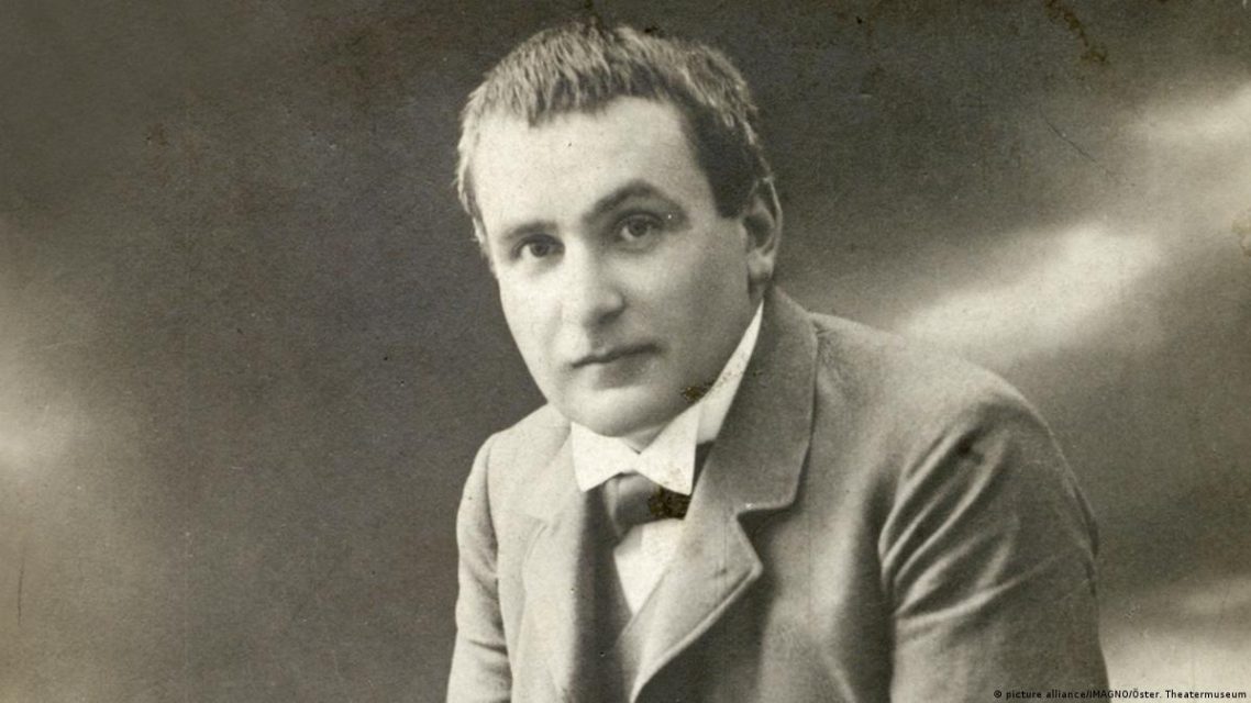 Frank Wedekind, who was only twenty-six when writing Frühlingserwachen [Awakening of Spring].